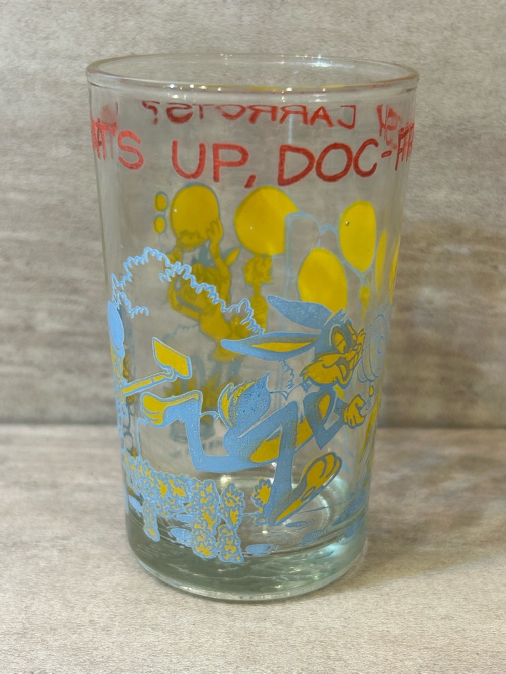 Vintage 1974 Looney Tunes Tumbler — Bugs Bunny with Balloons